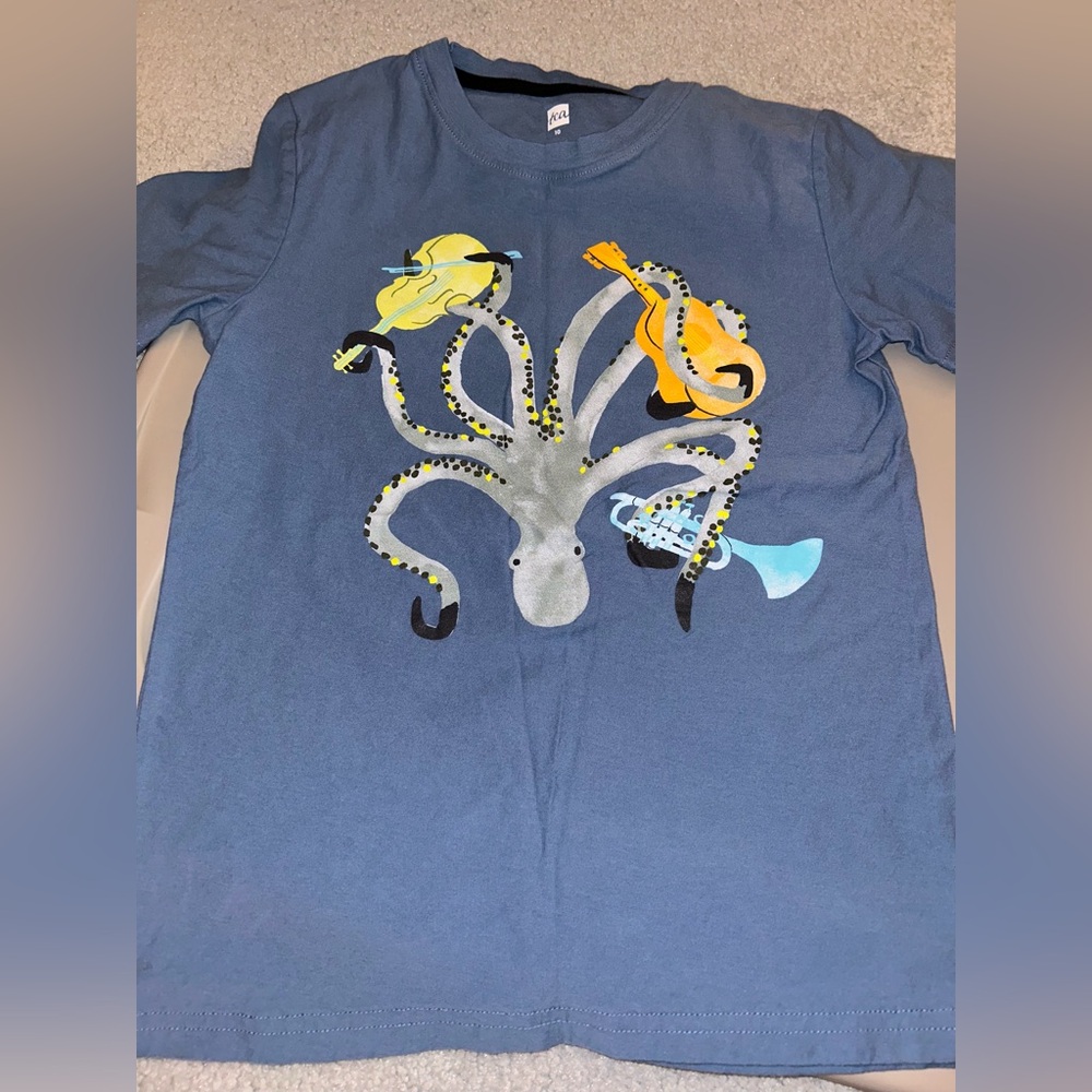 Tea music ocean tee